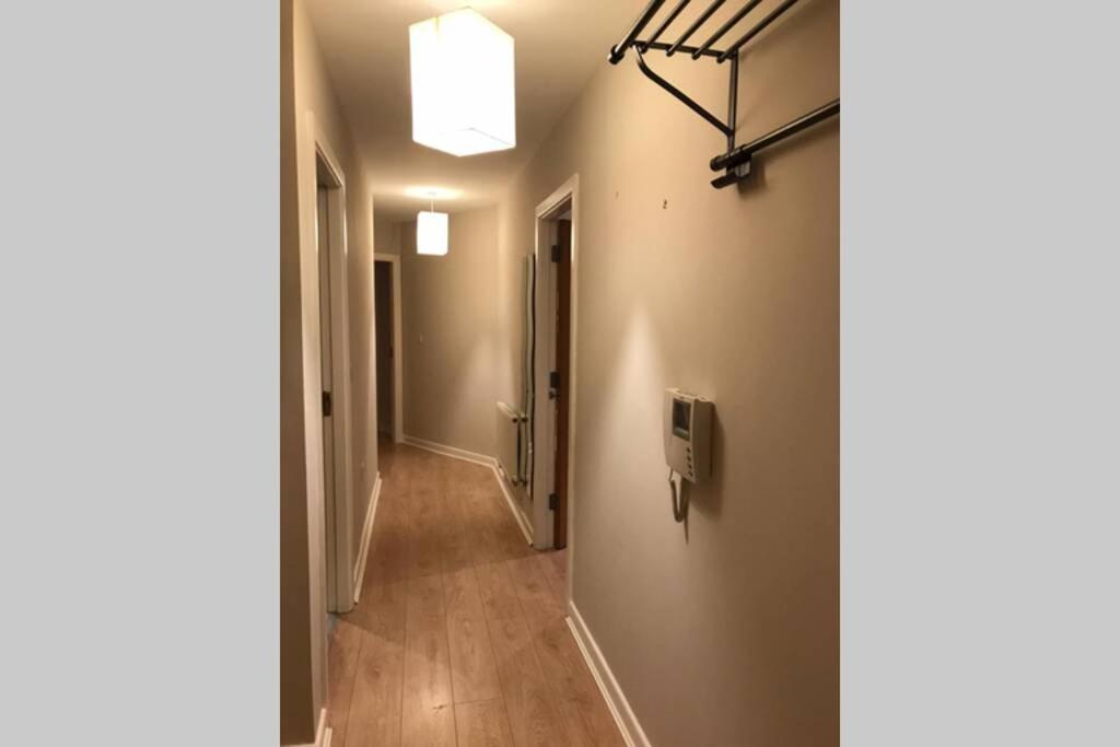 2 Bedroom Spacious And New City Centre Apartment Dublin Exterior foto